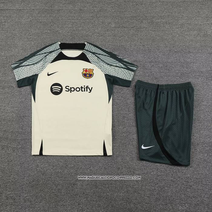 Tuta da Track
 Barcellona

 2023-2024 Manica Corta
 Verde - Pantaloncini
